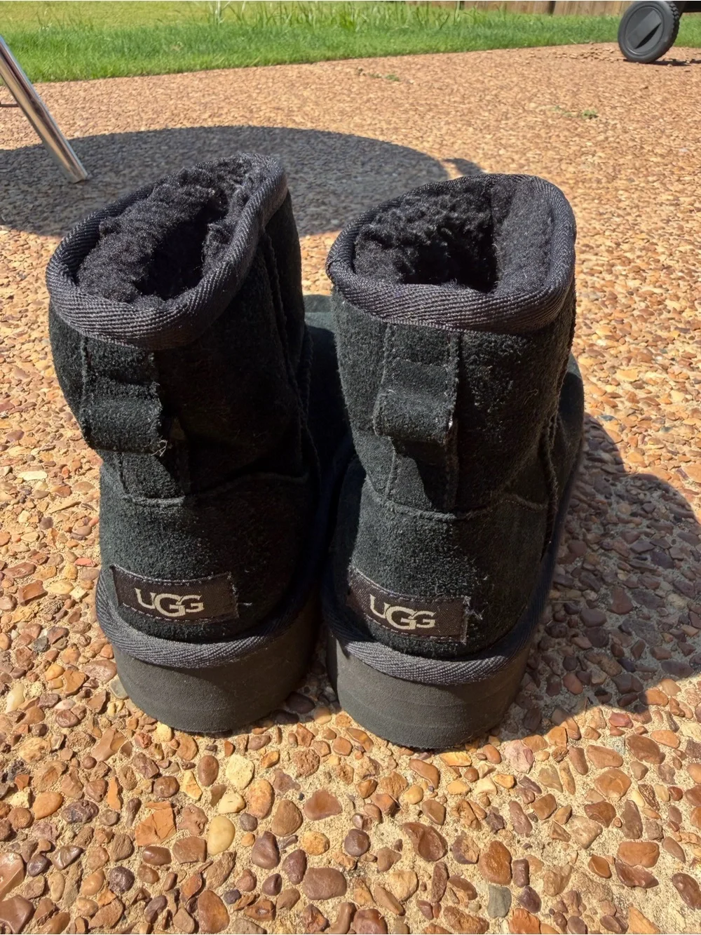 UGG Classic Mini Platform Boot Black Ankle Bootie Girl’s Size 3